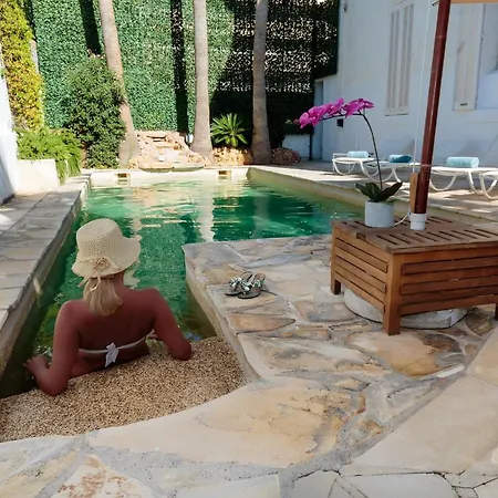 Val Des Roses Apartman *