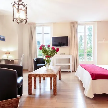 Val Des Roses Apartman *